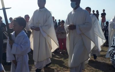 Diaporama de la messe du 8 septembre pour le Nativité de la vierge Marie à Brouilly